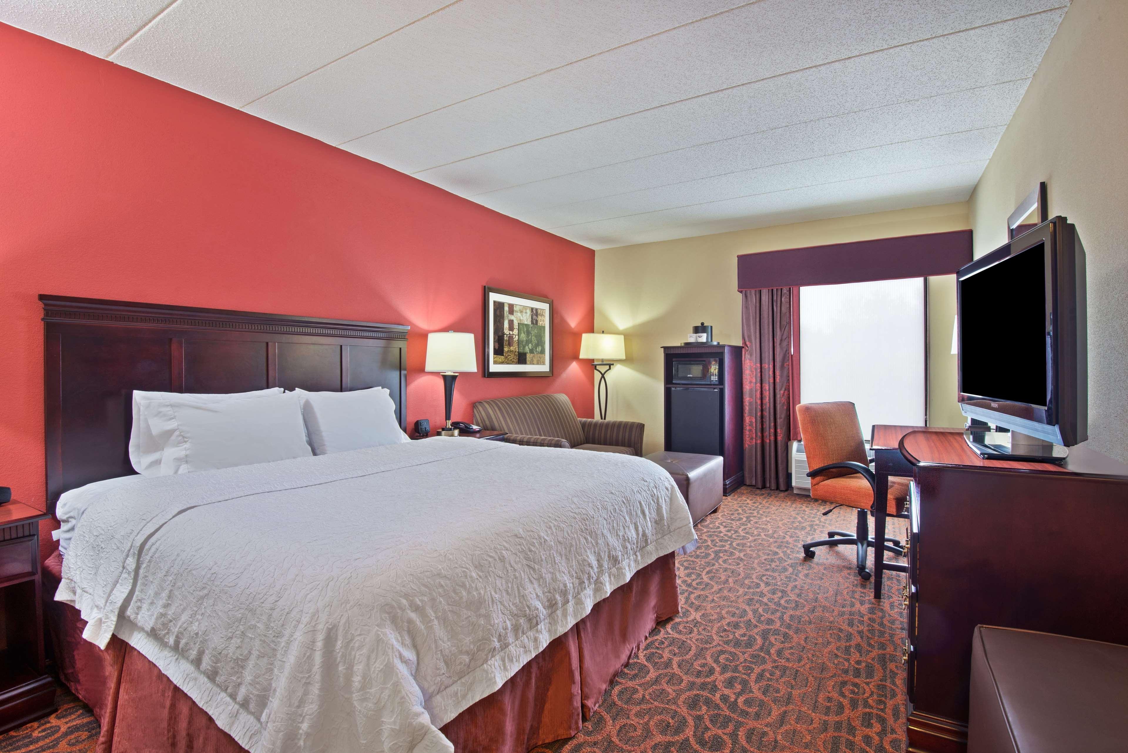 Hampton Inn Winfield Teays Valley Экстерьер фото