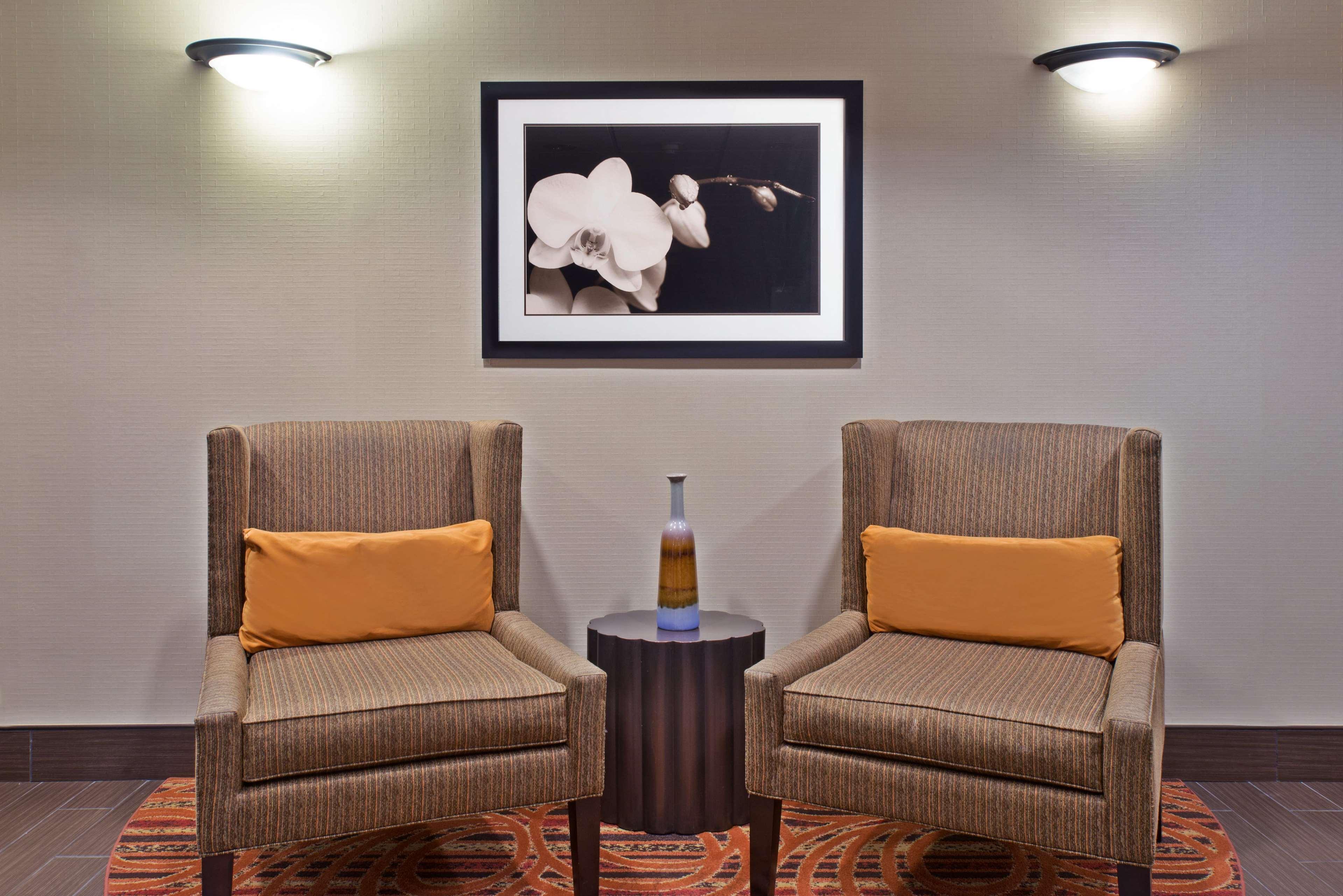 Hampton Inn Winfield Teays Valley Экстерьер фото