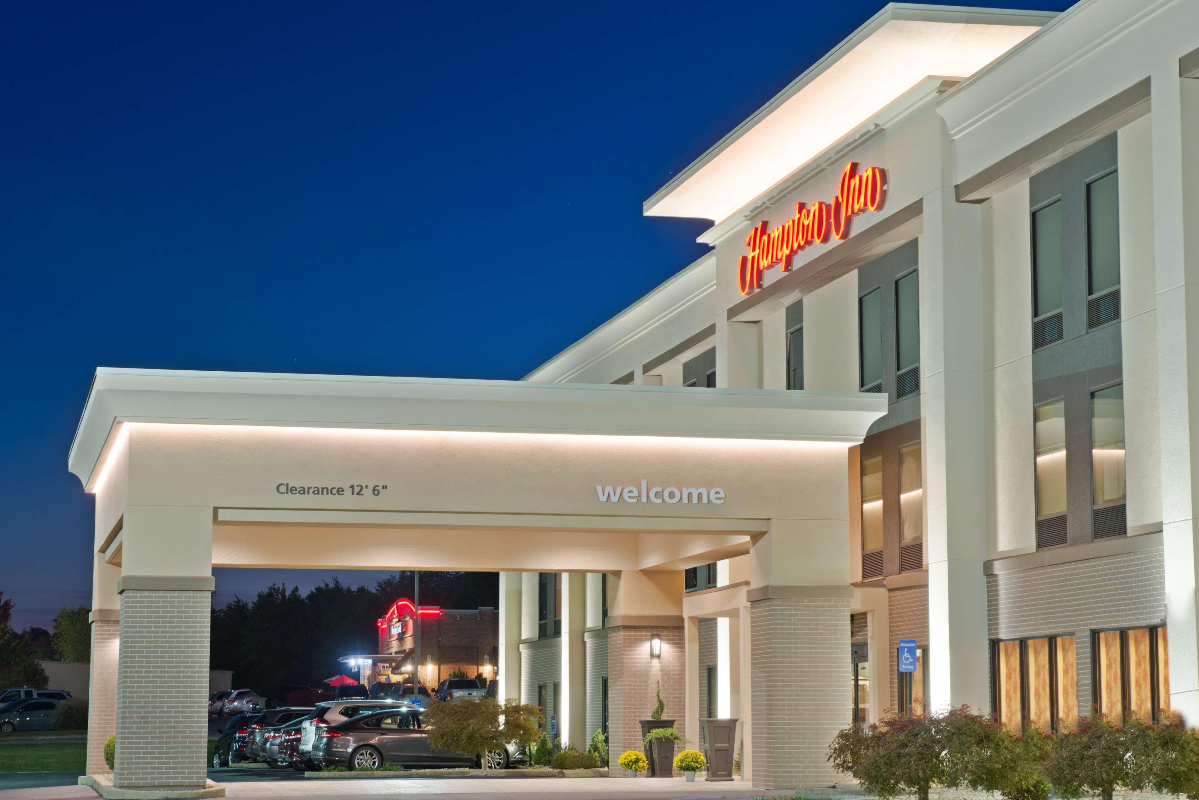 Hampton Inn Winfield Teays Valley Экстерьер фото