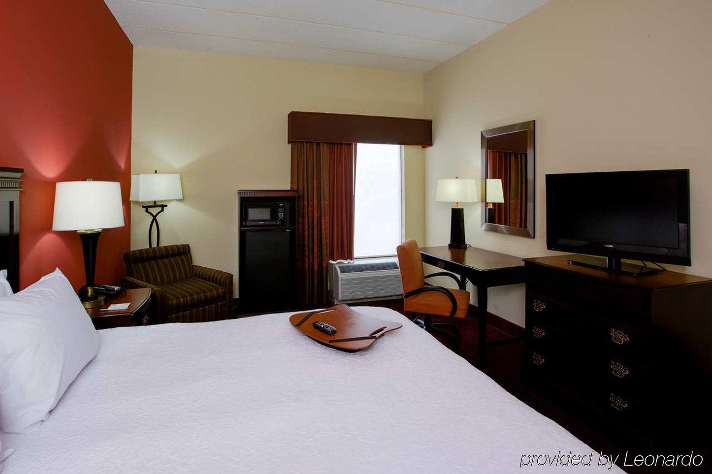 Hampton Inn Winfield Teays Valley Экстерьер фото